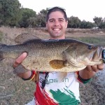 Nuno Duarte com o seu record pessoal capturado com um Vile Craw da BioSpawn